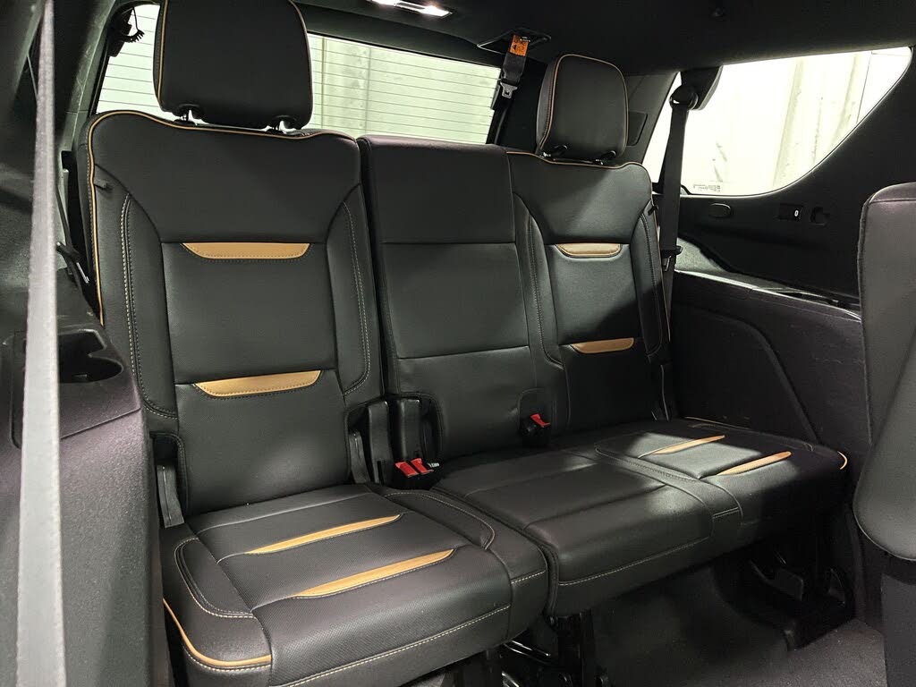 2021 GMC Yukon AT4 4WD – Premium Full-Size SUV