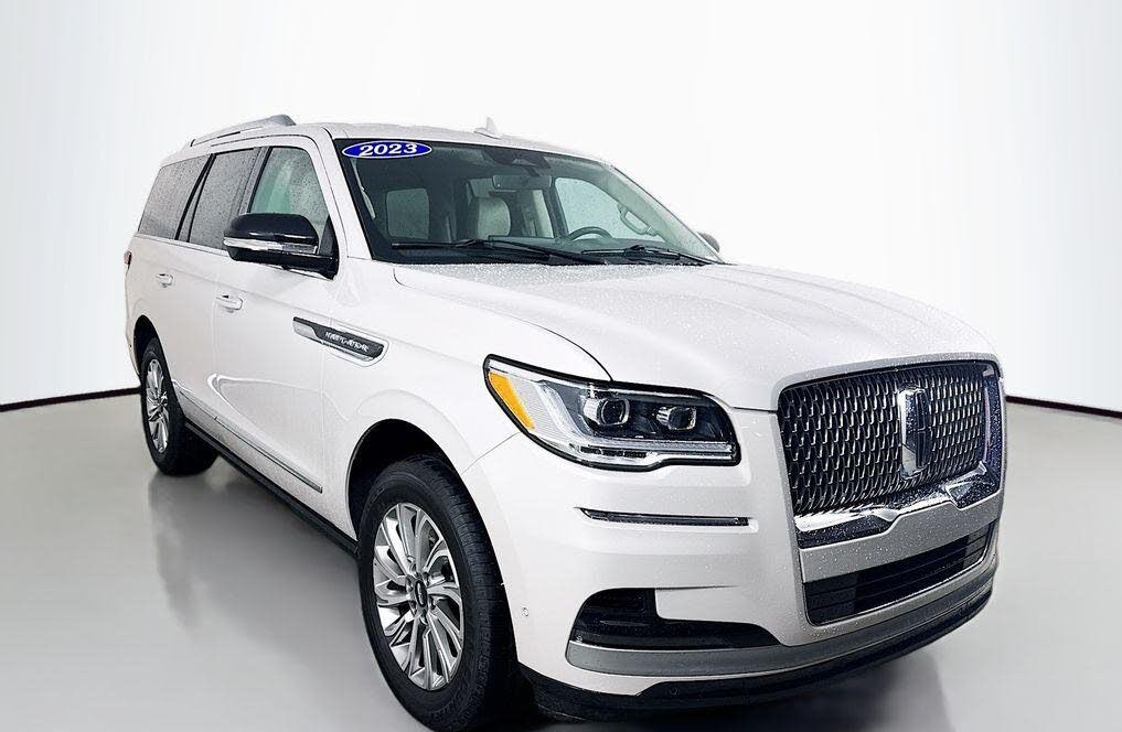 2023 Lincoln Navigator Standard 4WD