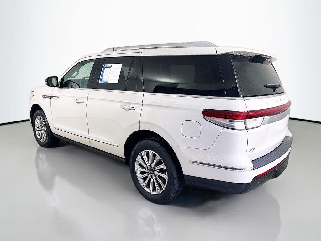 2023 Lincoln Navigator Standard 4WD