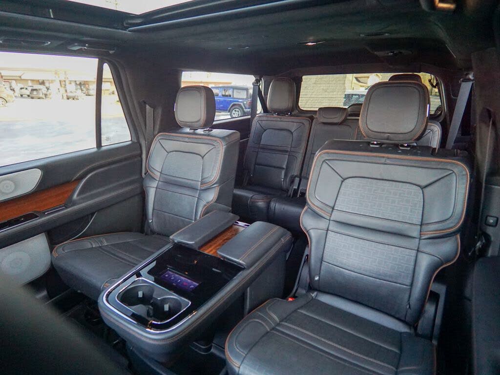 2023 Lincoln Navigator L Black Label