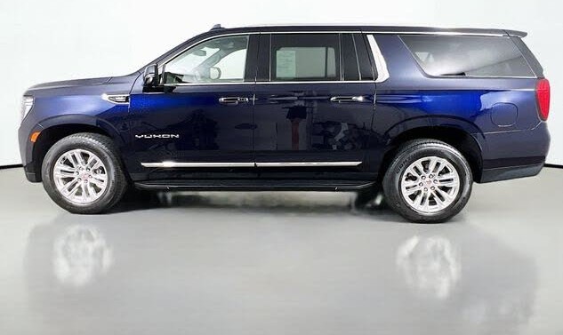 Well - maintained 2023 GMC Yukon XL SLT 4WD SUV