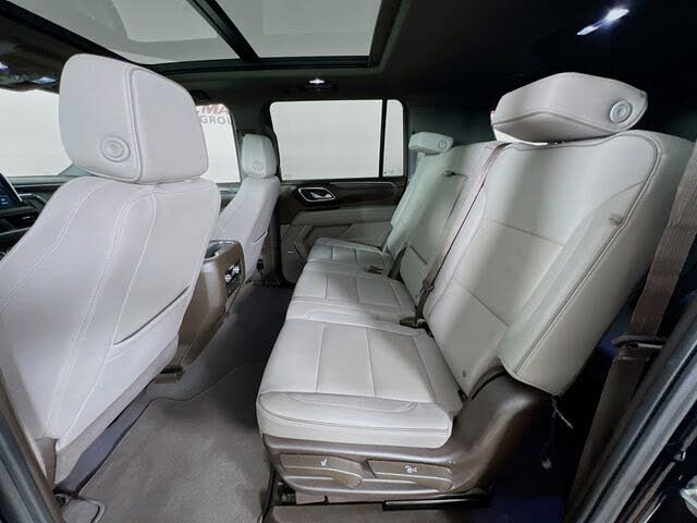 Well - maintained 2023 GMC Yukon XL SLT 4WD SUV