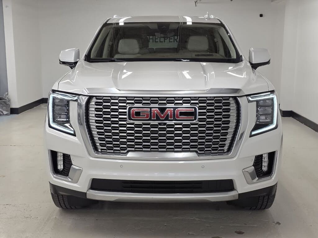 2021 GMC Yukon XL Denali 4WD – Luxury SUV