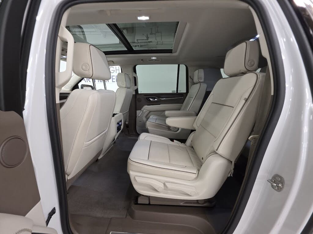 2021 GMC Yukon XL Denali 4WD – Luxury SUV
