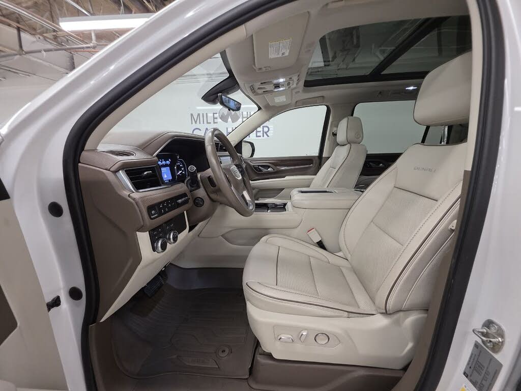 2021 GMC Yukon XL Denali 4WD – Luxury SUV