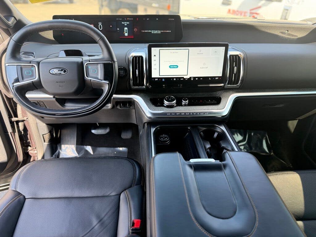 2025 Ford Expedition Tremor 4WD