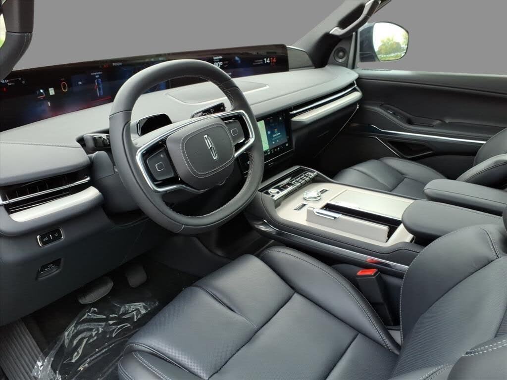 2025 Lincoln Navigator Reserve 4WD
