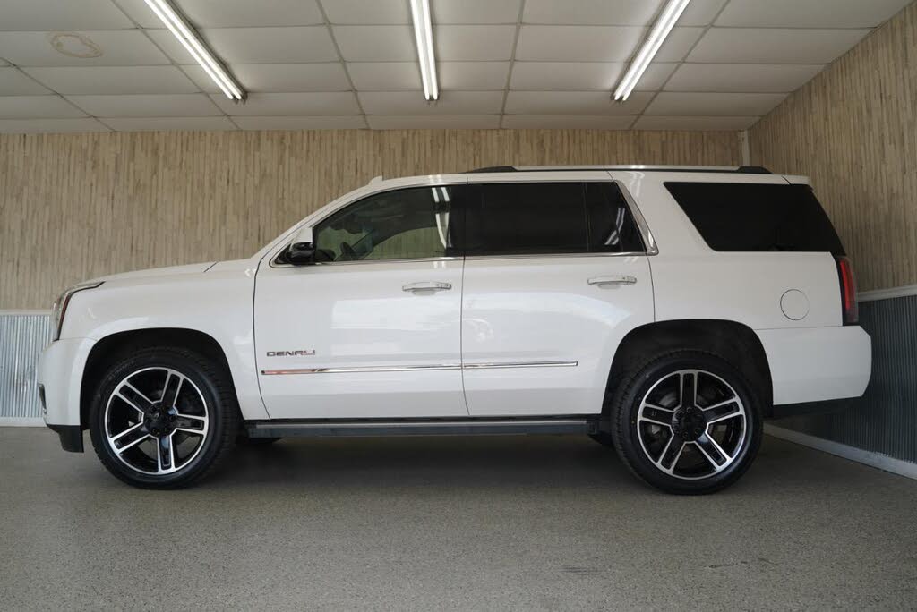 2020 GMC Yukon Denali 4WD – Premium Full-Size SUV