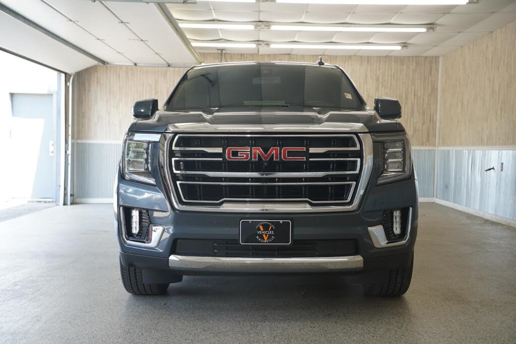 Premium Full-Size 2021 GMC Yukon SLT 4WD SUV