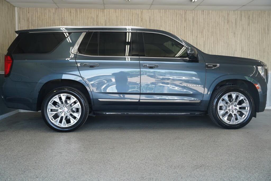Premium Full-Size 2021 GMC Yukon SLT 4WD SUV