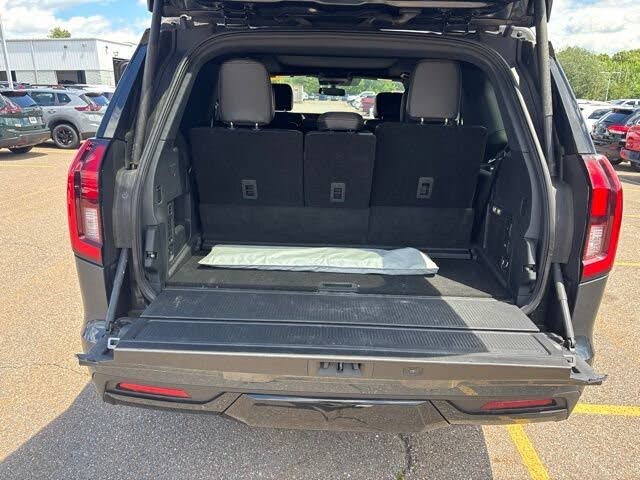 2025 Ford Expedition Tremor 4WD