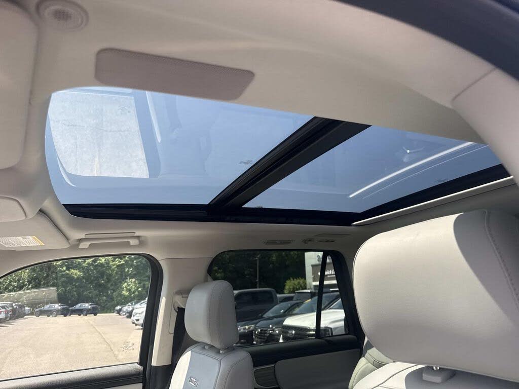 2025 Ford Expedition Platinum 4WD