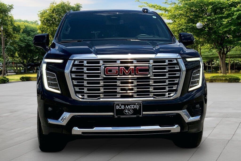 2025 GMC Yukon Denali 4WD – Low Mileage Luxury SUV