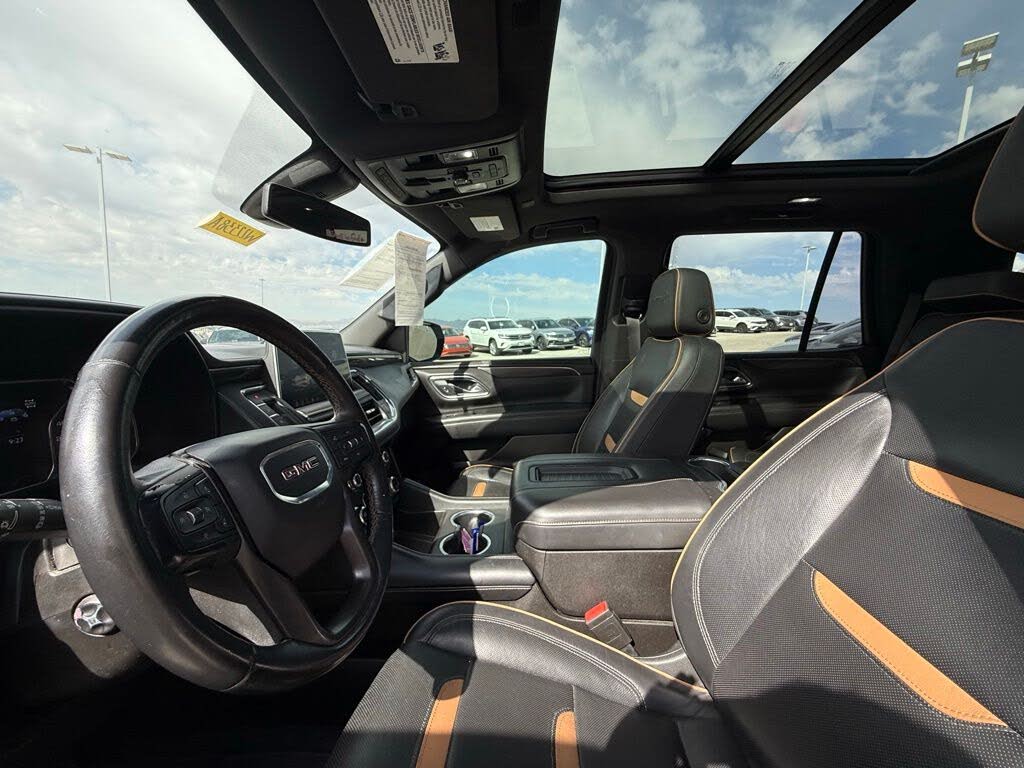 2021 GMC Yukon AT4 – Premium Full-Size SUV