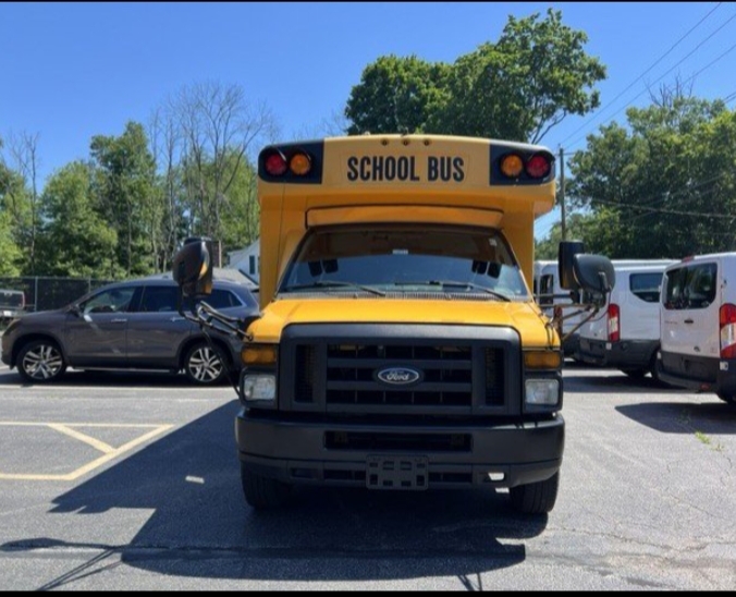 2016 Ford E-350 School Bus