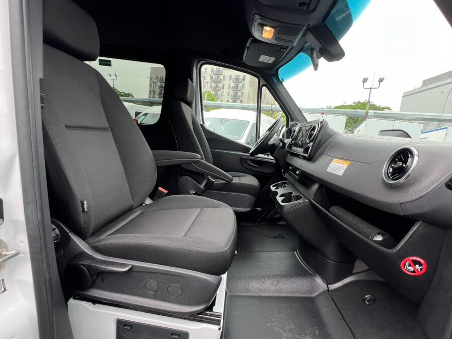 Premium 2025 Mercedes-Benz Sprinter 2500 170 Passenger Van