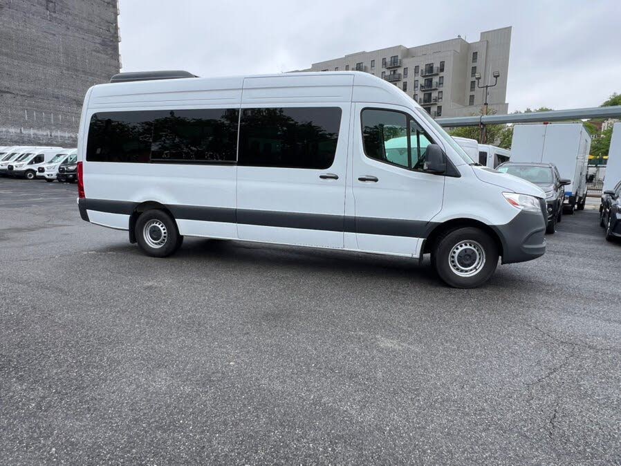 Premium 2025 Mercedes-Benz Sprinter 2500 170 Passenger Van