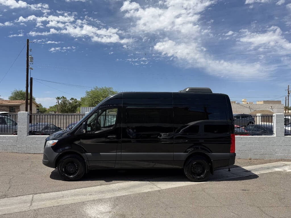 2025 Mercedes-Benz Sprinter 2500 – Premium Passenger Van