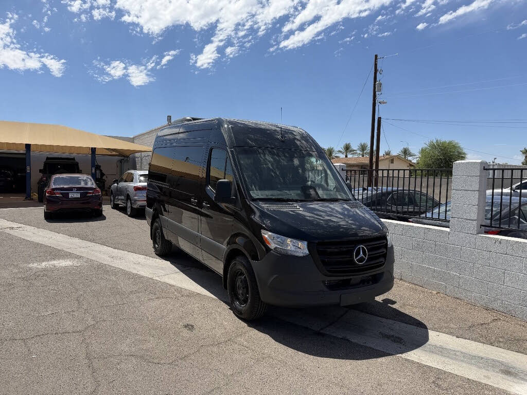 2025 Mercedes-Benz Sprinter 2500 – Premium Passenger Van