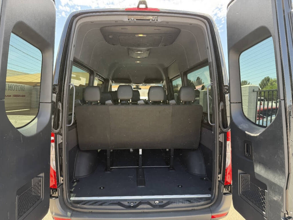 2025 Mercedes-Benz Sprinter 2500 – Premium Passenger Van