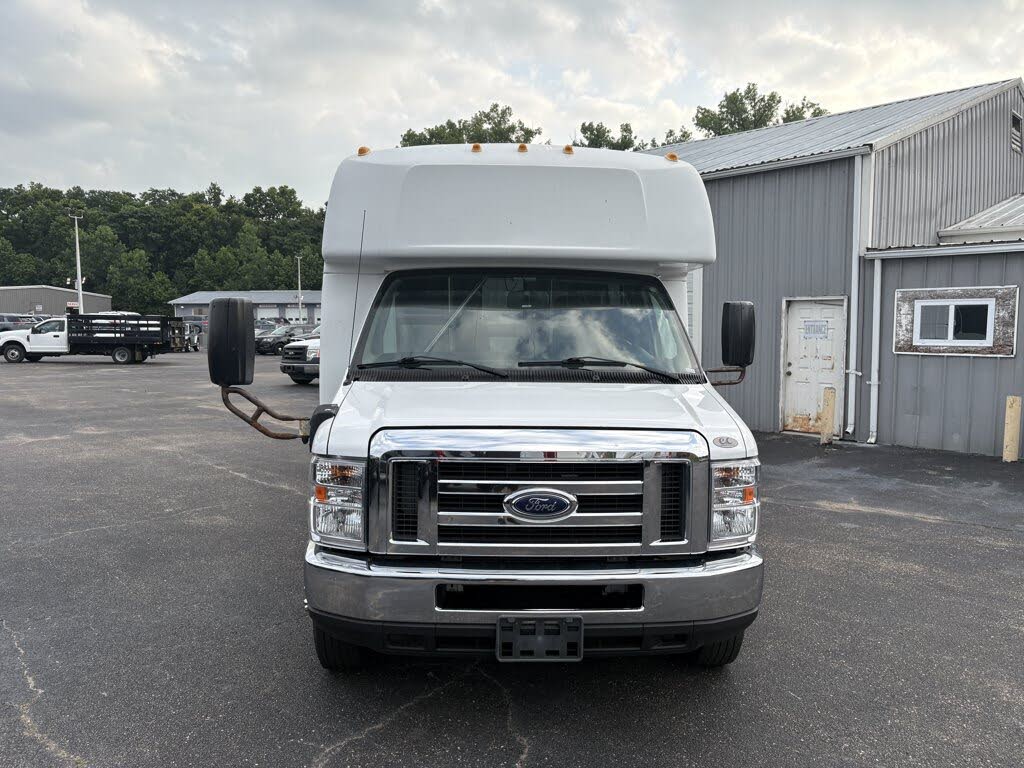 2019 Ford E-Series E-350 Cutaway RWD Shuttle Bus with 6.8L V10