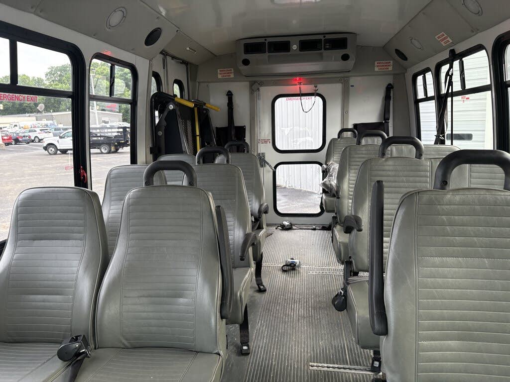 2019 Ford E-Series E-350 Cutaway RWD Shuttle Bus with 6.8L V10