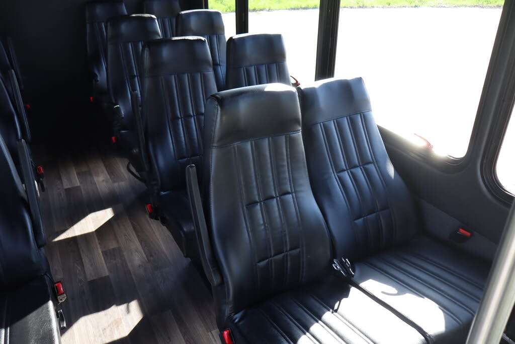 Reliable 2023 Ford E-450 Super Duty Shuttle Bus with V8 Power