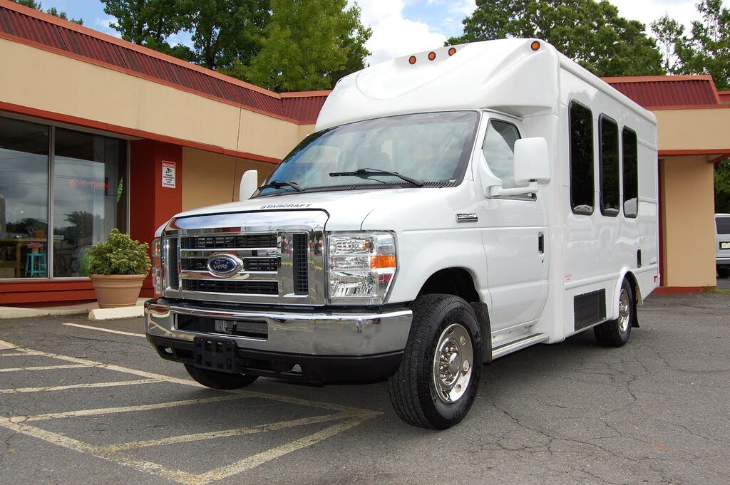 Reliable 2018 Ford E-Series E-350 Super Duty 138 RWD Shuttle Bus