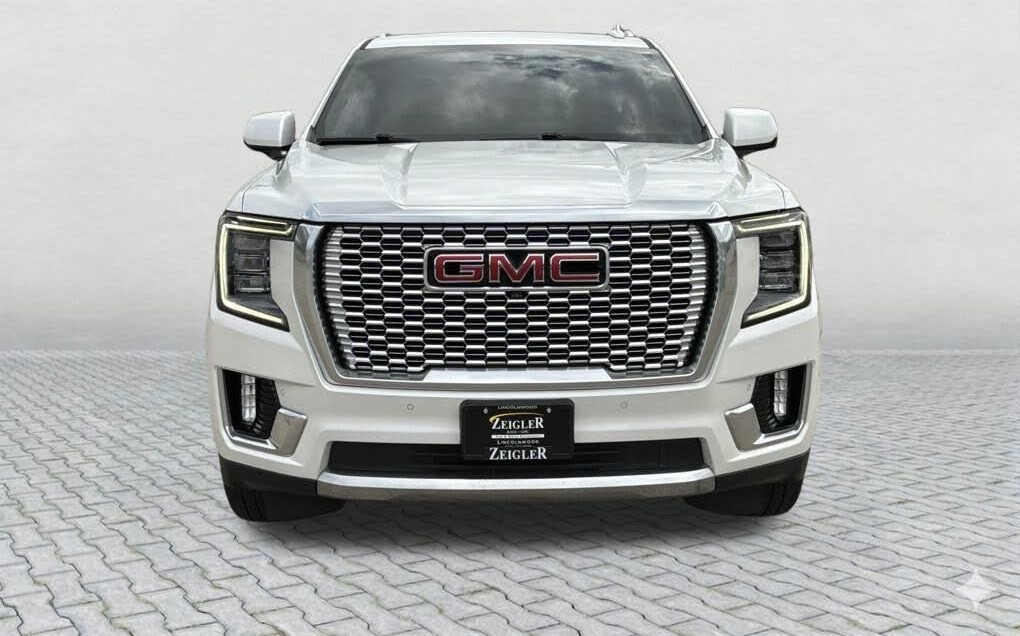 2022 GMC Yukon Denali 4WD – Premium Full-Size SUV