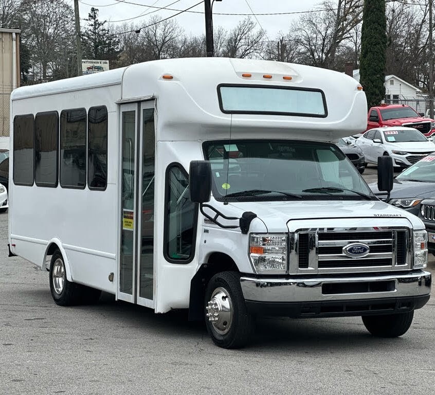 2018 Ford E-Series Chassis E-350 Super Duty Cutaway 138 RWD