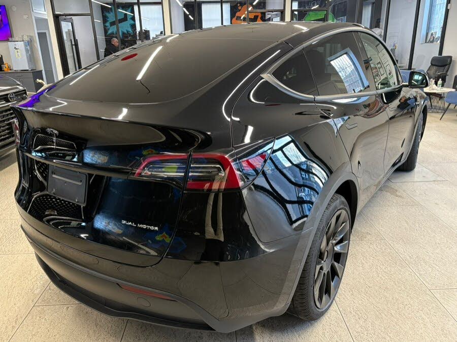 2023 Tesla Model Y Long Range AWD – Electric SUV
