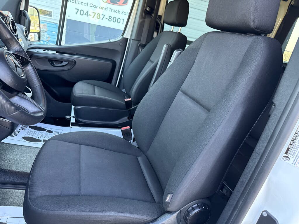 2025 Mercedes-Benz Sprinter 2500 170 High Roof Passenger Van RWD