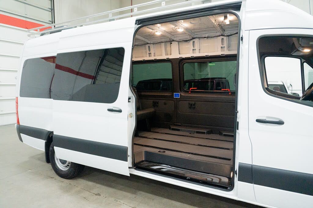 2019 Mercedes-Benz Sprinter 2500 170 V6 High Roof Passenger Van RWD
