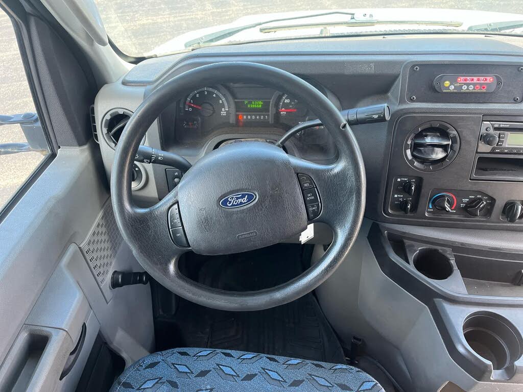 2019 Ford E-Series Chassis E-350 Super Duty 138 Cutaway RWD