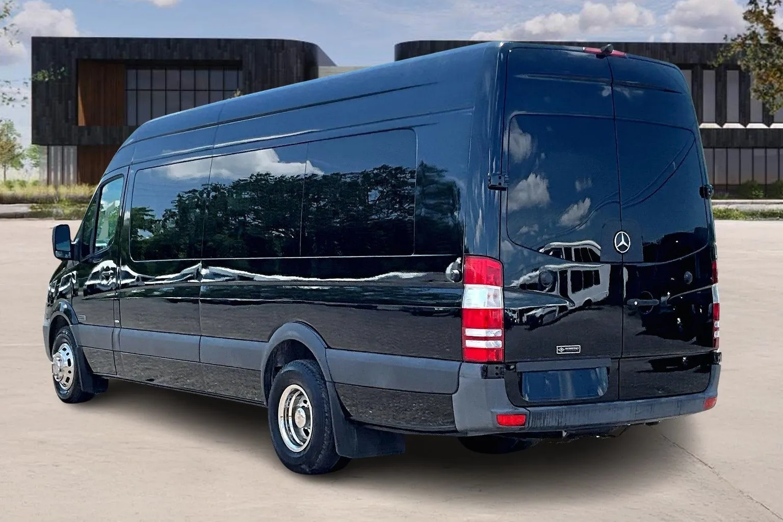 2016 Mercedes-Benz Sprinter – Spacious 14 Passenger Van