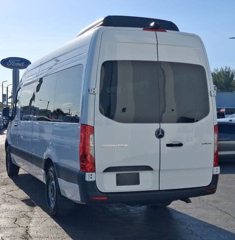 2025 Mercedes-Benz Sprinter 2500 170 High Roof Passenger Van RWD