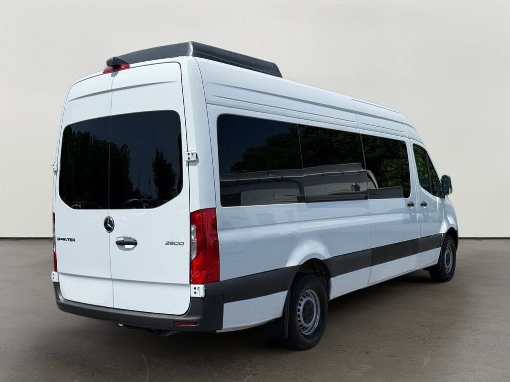 2025 Mercedes-Benz Sprinter 2500 170 High Roof Passenger Van RWD