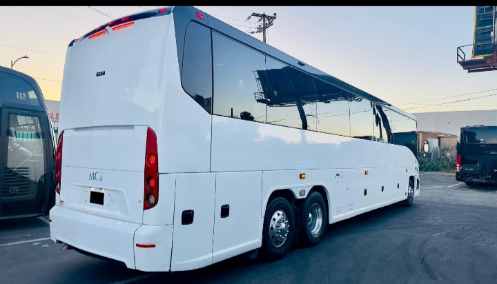 2019 MCI J4500 Motorcoach