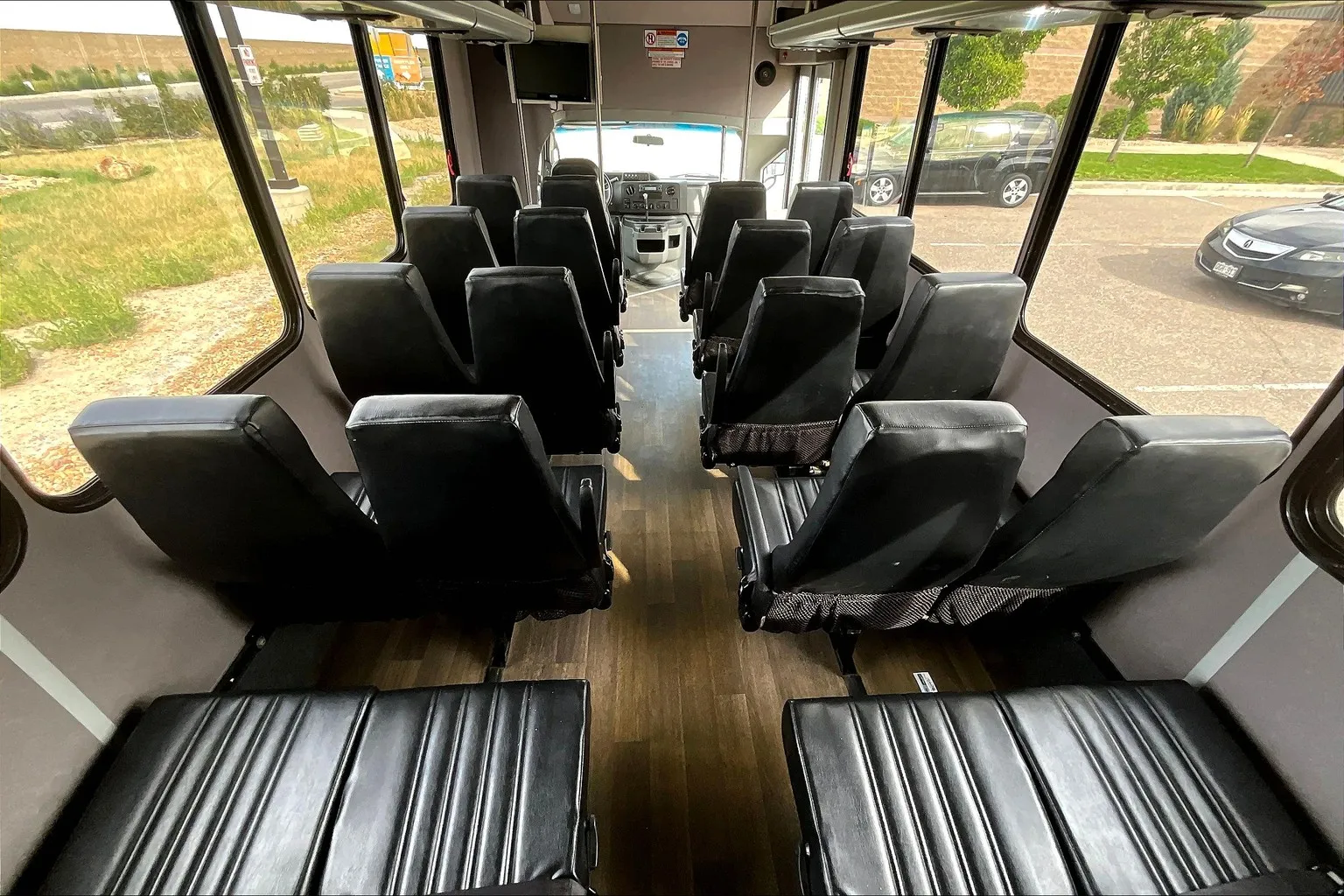 2018 Ford E450 Commercial Shuttle Bus with 6.8L Gas Engine