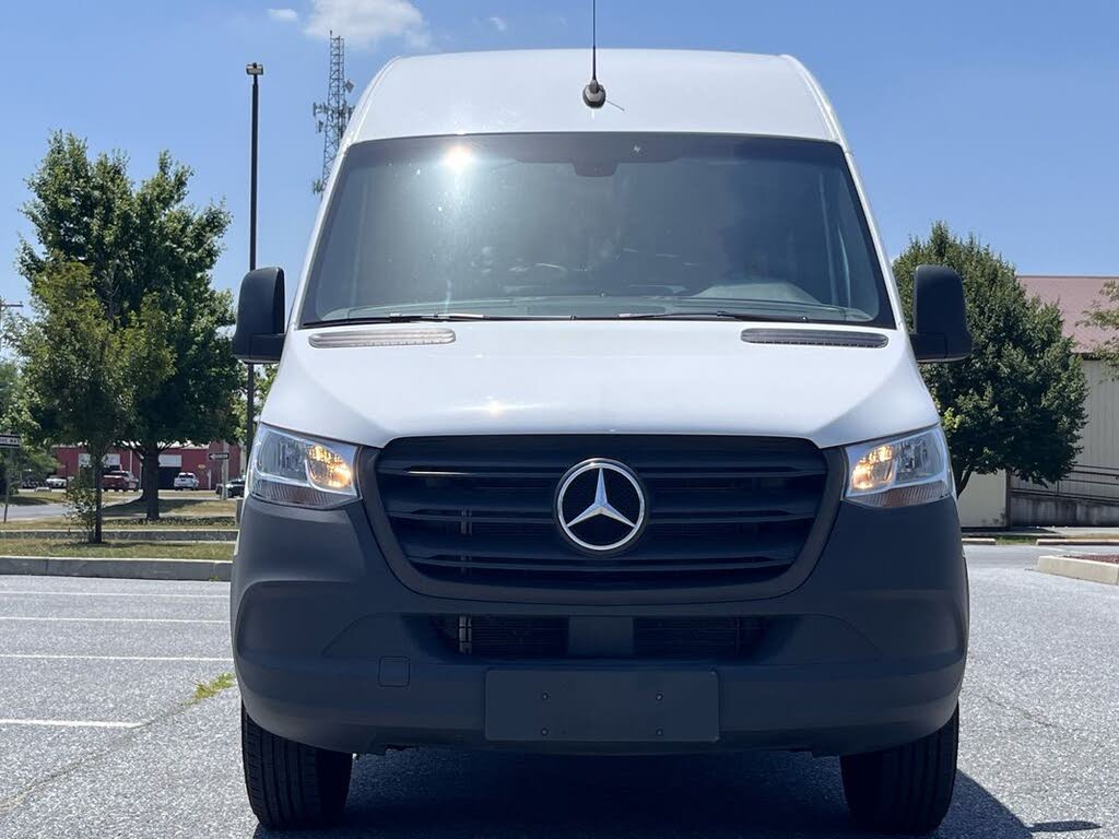 Reliable 2024 Mercedes-Benz Sprinter 2500 Passenger Van
