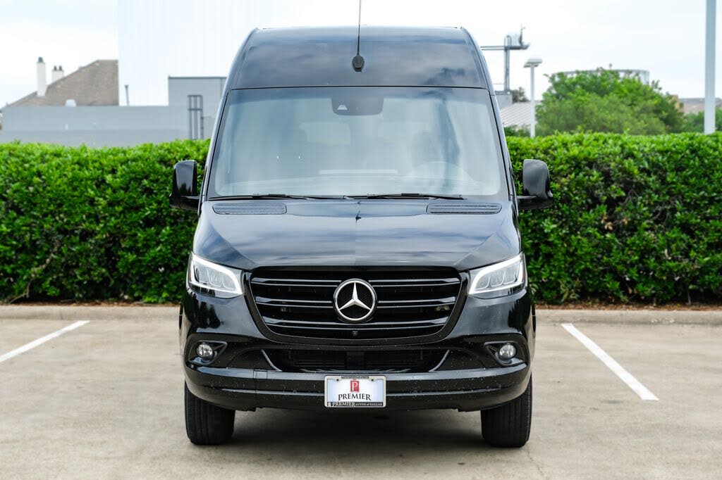 2022 Mercedes-Benz Sprinter 2500 V6 Diesel Passenger Van