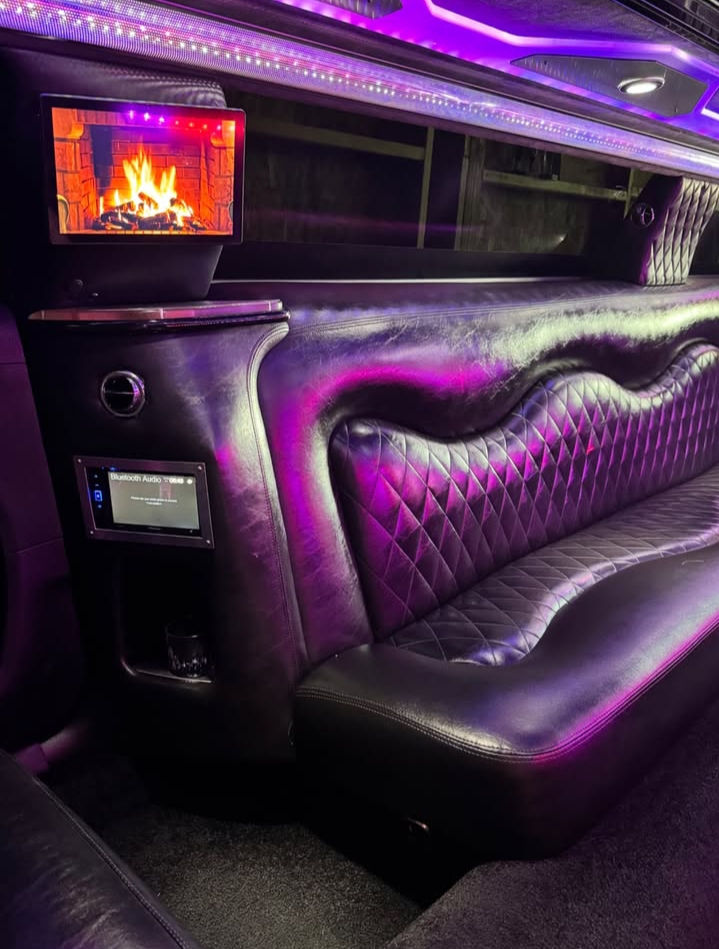 2013 Chrysler 300 Limousine