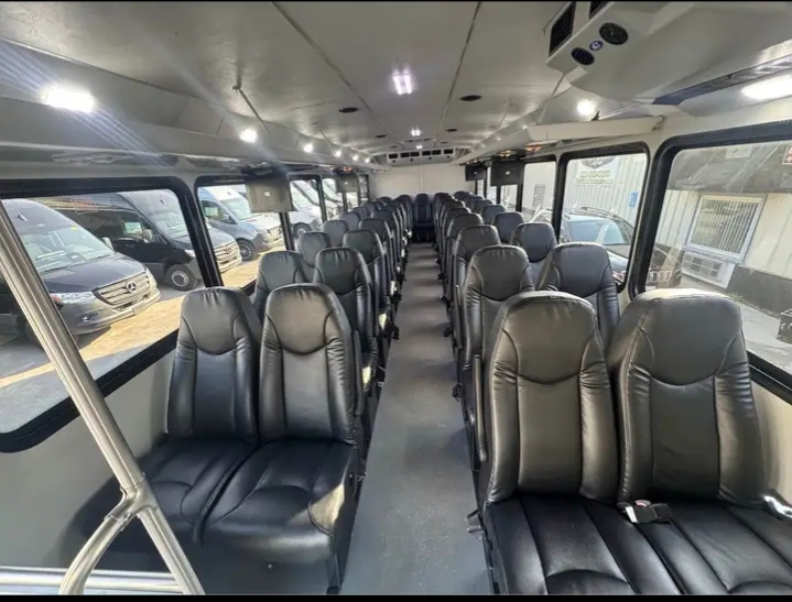 2017 Freightliner S2 Shuttle Bus