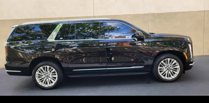2025 Cadillac Escalade ESV SUV