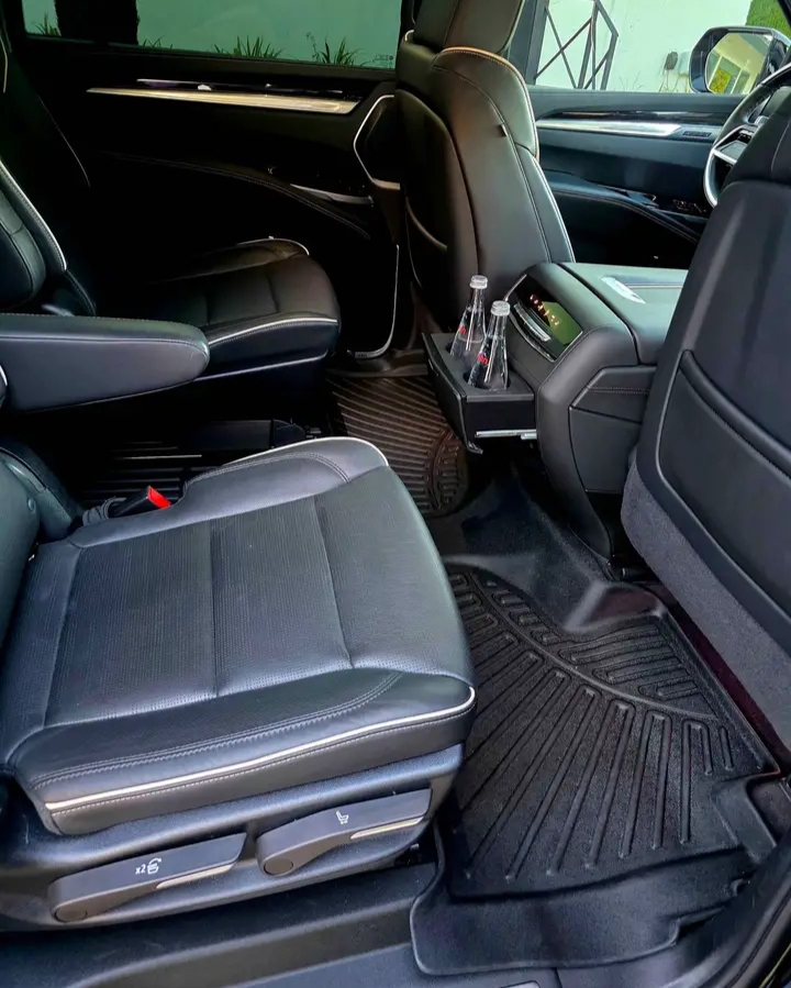 2025 Cadillac Escalade ESV SUV