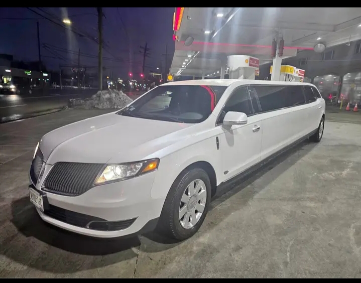 2016 Lincoln MKT Limousine For Sale