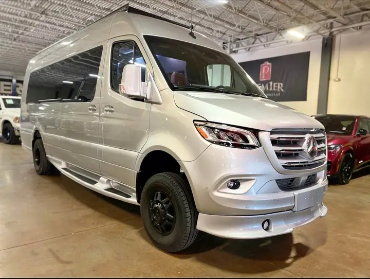 2023 Mercedes Benz Sprinter