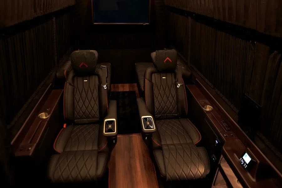 2025 Mercedes-Benz Sprinter RWD