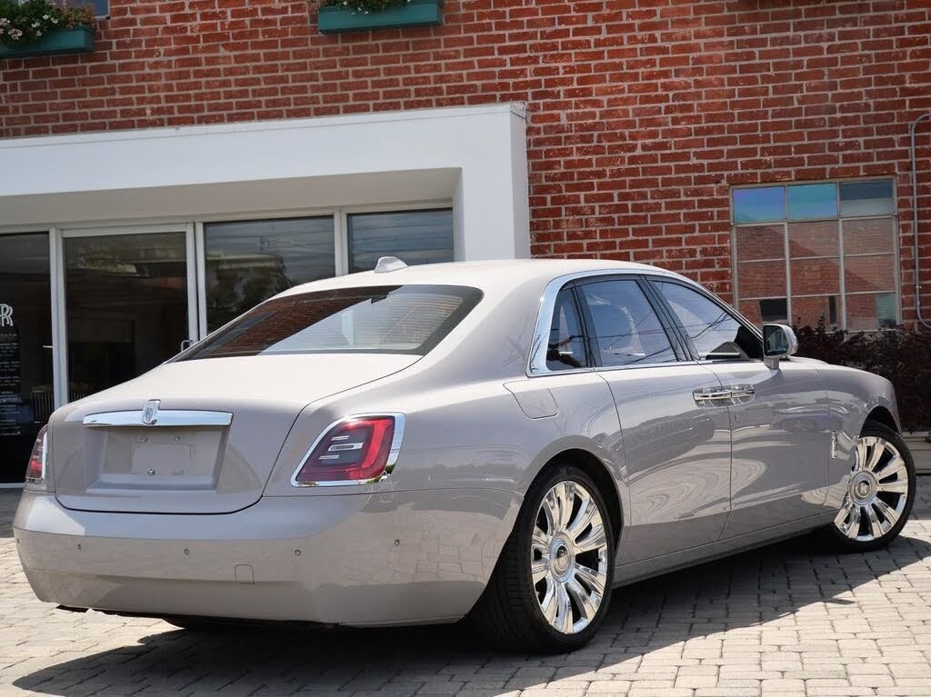 2022 Rolls-Royce Ghost AWD -Sedan