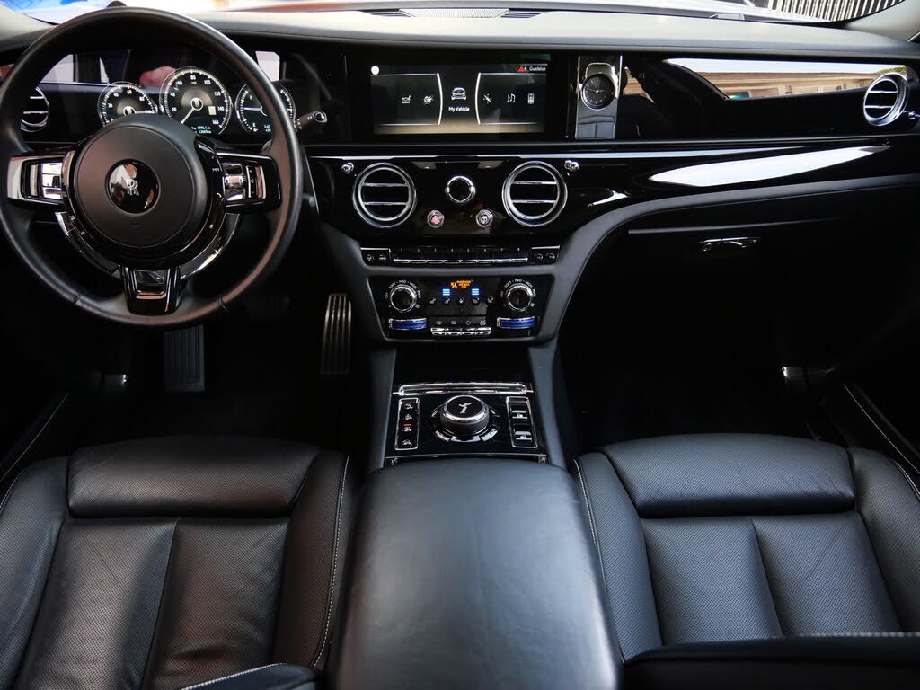 2022 Rolls-Royce Ghost AWD -Sedan